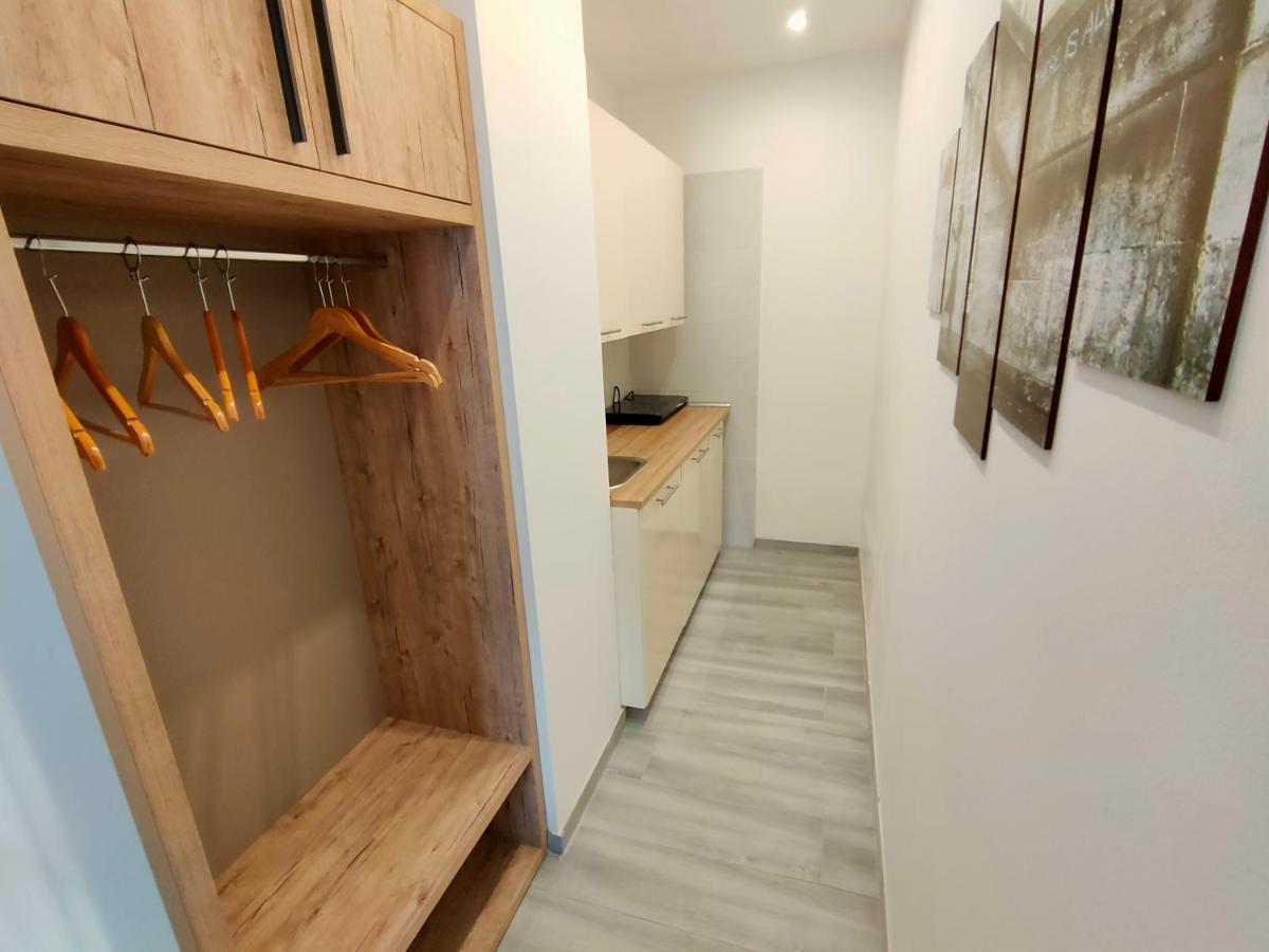 ريفا ديل غاردا Residence Cristine المظهر الخارجي الصورة