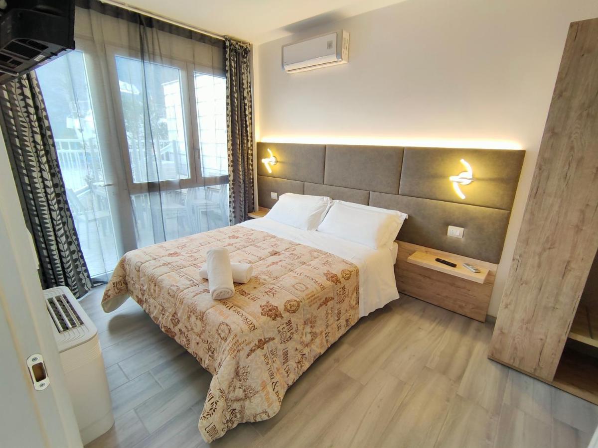 ريفا ديل غاردا Residence Cristine المظهر الخارجي الصورة