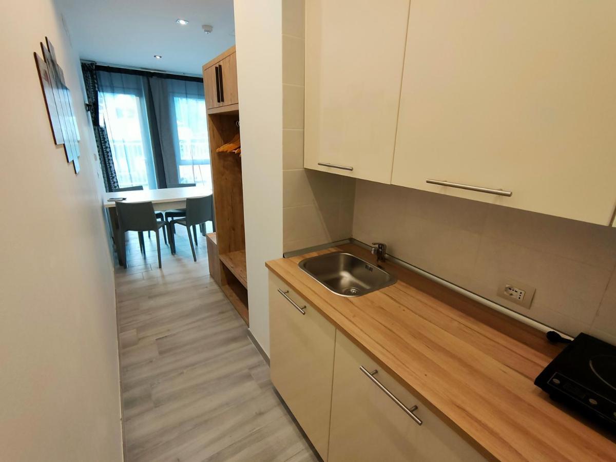 ريفا ديل غاردا Residence Cristine المظهر الخارجي الصورة